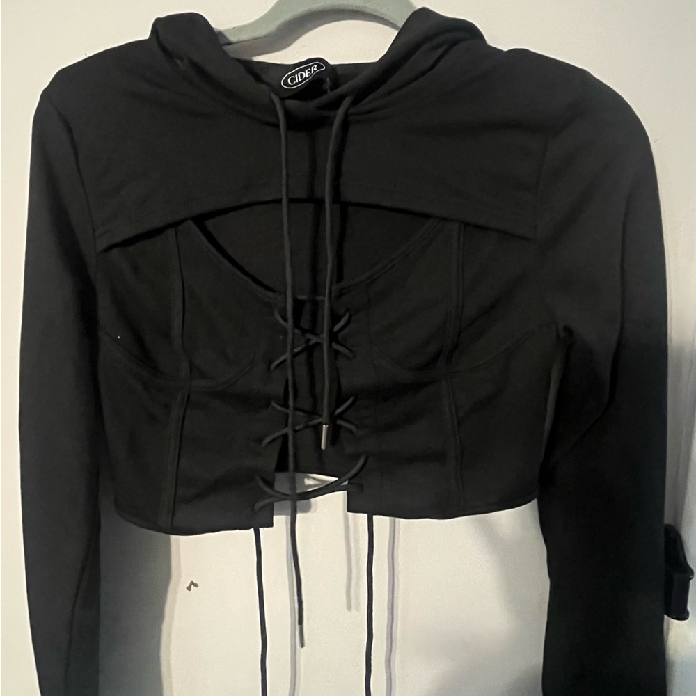 Woman’s tie up crop top with hood!